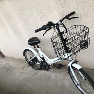 20インチの折り畳み自転車です