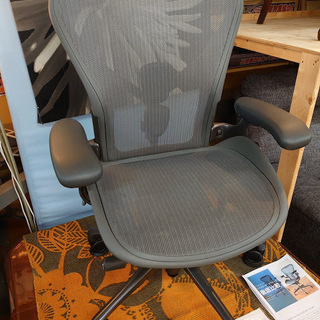 【店舗同時販売中】Herman Miller/ハーマンミラー　アーロンチェア・リマスタード