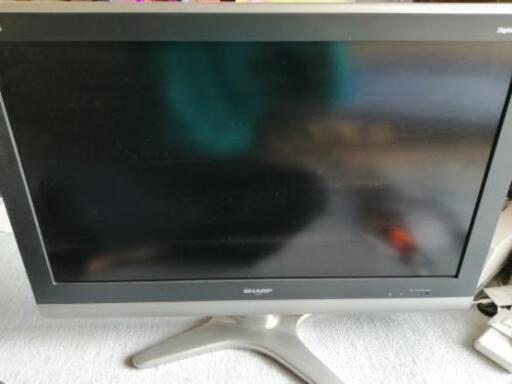 32型　SHARP 液晶テレビ　リモコン付