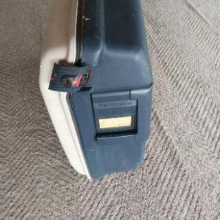 スーツケース    サムスナイト  の画像