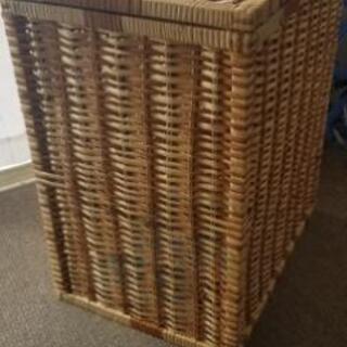 収納の箱の画像