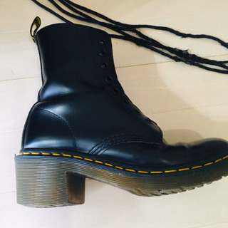 ドクターマーチン　8ホールブーツ　値下げの画像
