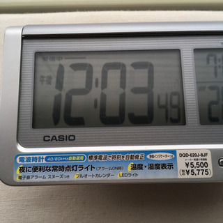 CASIO　電波時計　温湿度計の画像