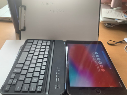 【受け渡し完了】『値下げ』美品　ipad mini2 32G blutooth3.0 キーボードカバー付き