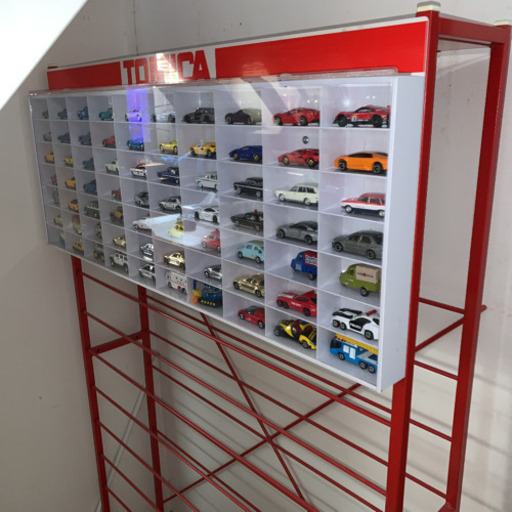 トミカ  ショーケース