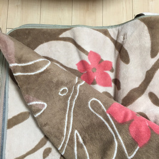 茶ラグ　200cm×240cm 決まりました！