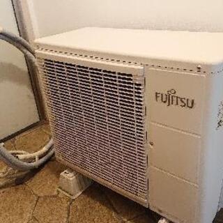 【取引終了】FUJITSU ルームエアコン(6畳用、2013年製)の画像