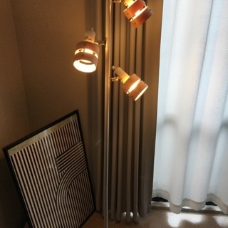 スタンド　間接照明の画像