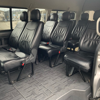 ハイエースグランドキャビンの画像