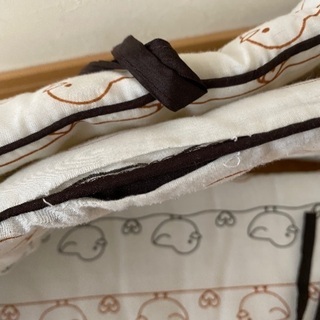 ベビーベッドガード(クリブバンパー)の画像