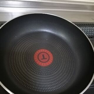 引越前の大特価!（T-falのフライパン）の画像