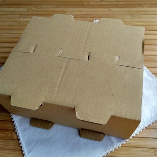 ファンケル　白磁ボウル２個の画像