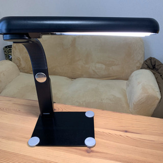 卓上ライトの画像