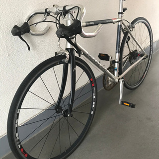 クロモリロードバイク　シルバーの画像