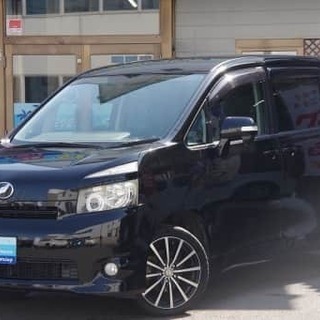 TOYOTA・人気のミニバン！ヴォクシー(^_-)-☆