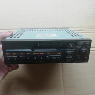 三菱純正品 カセットカーオーディオ MO87 コネクターなしです。