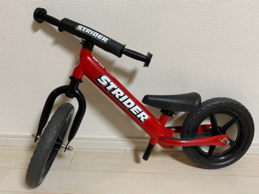 ストライダー　レッド　正規品　説明書あり