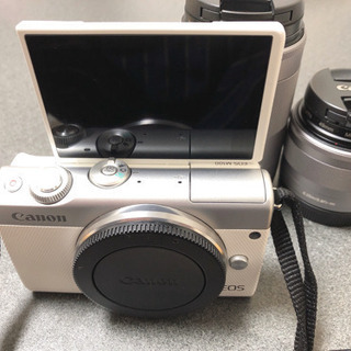 カメラ　ミラーレス　canon eos m100の画像
