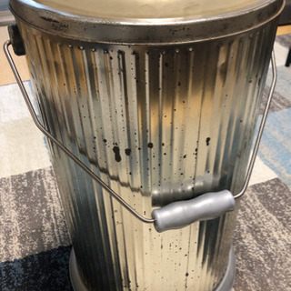 【4/5迄に引取可の方】収納付き椅子　アサヒビール柄の画像