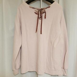 w closet　レディーストップスの画像