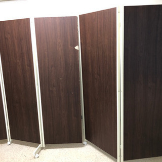 パーティション（衝立・折りたたみ式・プライバシー・3連・キャスター）の画像