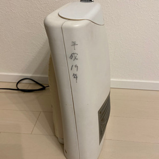 IWATANI 電気ストーブの画像