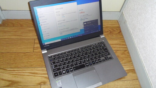 ノートパソコン dynabook R63/P Core i5 8GB 256GB(SSD)