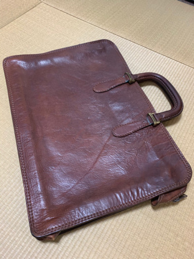 ★【中古品】高級ブランド THE BRIDGE スリムビジネスバッグ❗️コレぞ革といった質感‼️
