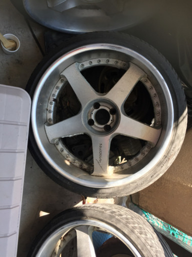 19インチ 4穴 PCD100 8.5j 9.5j