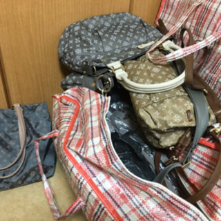 レディース　ブランド品　ハンドバッグ、アクセサリー、衣類、靴、沢...