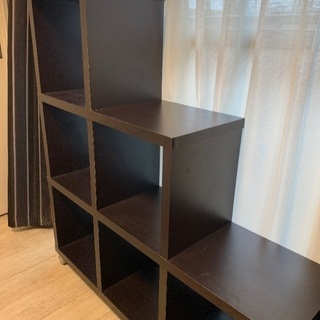 収納棚の画像
