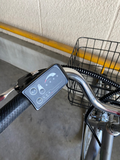 人気のモペットフル電動自転車　26インチ