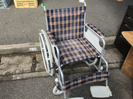 値下げ　車椅子　新品同様　格安