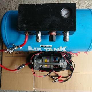 クイックエアーコンプレッサー エアータンクの画像