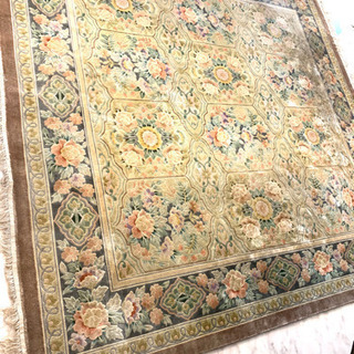 お値下げ　高級　じゅうたん　絨毯　244×240cm 約3.5畳　カーペット お値下げ 高級 じゅうたん 絨毯 244×240cm 約3.5畳 カーペット