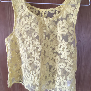 セシルマクビー　カットソー　イエローの画像