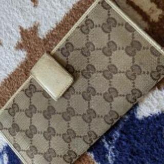 定価5万以上のGUCCI♥長財布  使用感ありの画像