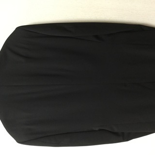 黒スーツの画像