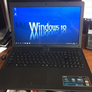 値下げしました。　2015製造 薄型２cm　超美品です。ASUS K552W Windous10 Home 64bt カメラ搭載  LINEでビデオ通話出来ます。 リカバリーディスク付き