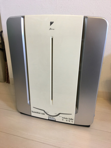 ダイキン光クリエールACM7D-W