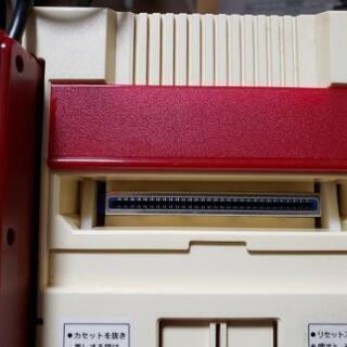 キレイだけどジャンク‼️任天堂ファミコン本体の画像