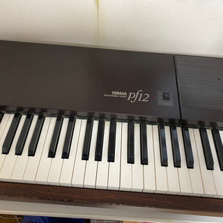 YAMAHA エレクトリックピアノの画像