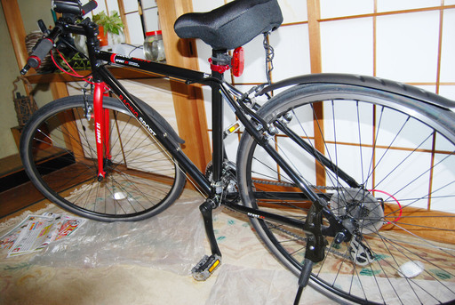 700c クロスバイク(中古・色：赤・ブラック)