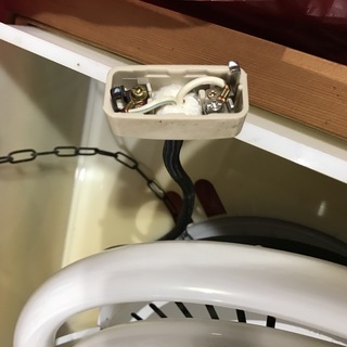 【ジャンク品：現状渡し】和風（四角い方）照明器具差し上げます。の画像