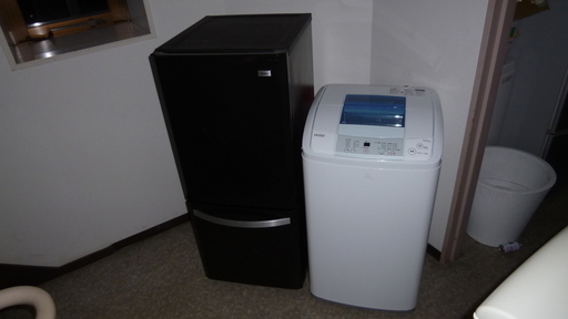 バラ売りOK♪早い者勝ち！！配達・設置無料♪取りに来れる方は3000円引き★安心の動作保証★清掃済み★4.2kg全自動洗濯機+137L 2ドア冷蔵庫 2点セット！ 札幌 南区 澄川 ハイアールセット★