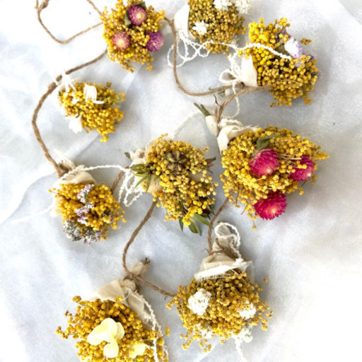 受注制作　9個セットのミモザのガーランド