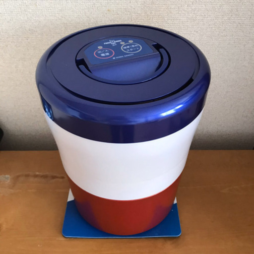 パリパリキューブライト