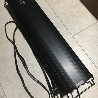 アクロ　oval 45cm水槽用照明　ブラック