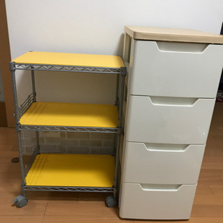 無料！4段ウッドトップチェストと3段スチールパイプラック