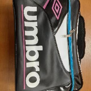 Umbro　スポーツバッグ中古　綺麗です。スポーツ　バッグ　学生
